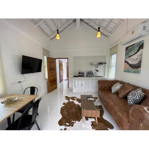 Kata Hillside Hideaway