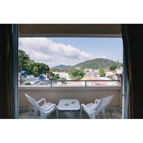 Kata Sun Beach Hotel