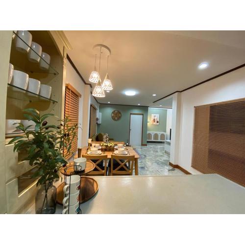 Kata#near macro karon # 1km to kata beach