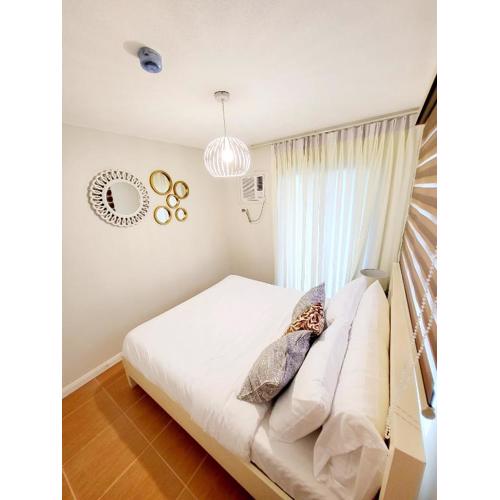 Kate's Corner @ One oasis Condo