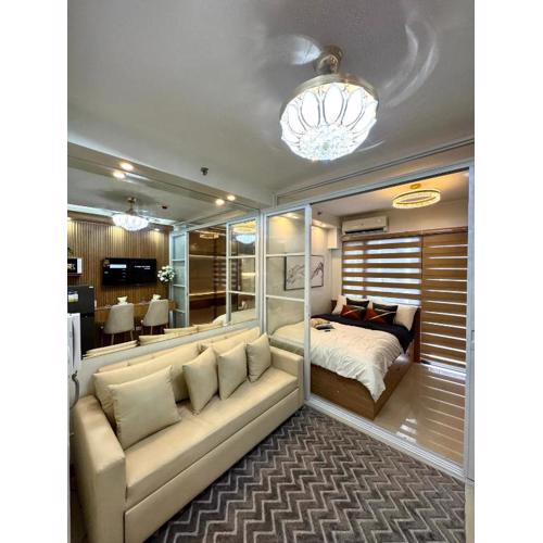 Katkat Shore 2 Staycation