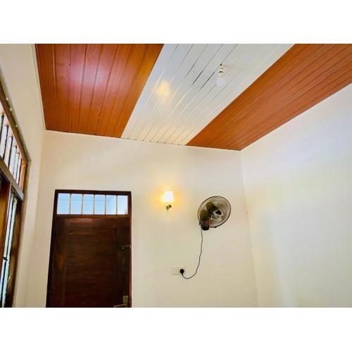 Kavee Waves Hiriketiya