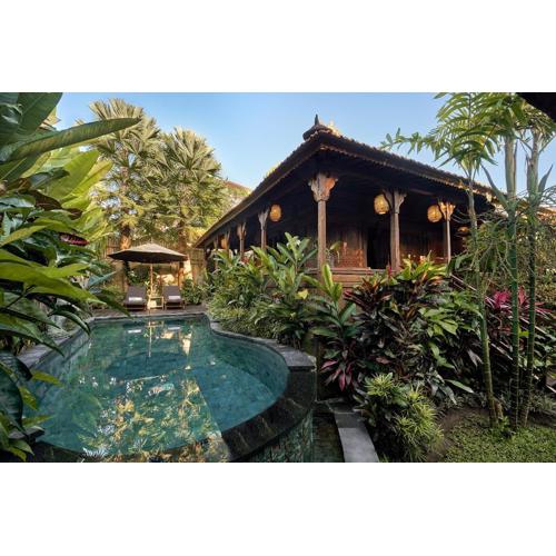 Kawan Antique Ubud Villa