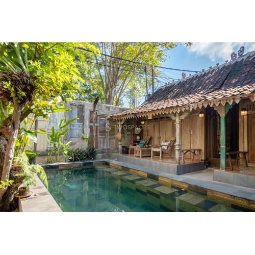 Kayu Beach Villa by TwoSpaces, Nusa Dua Beach