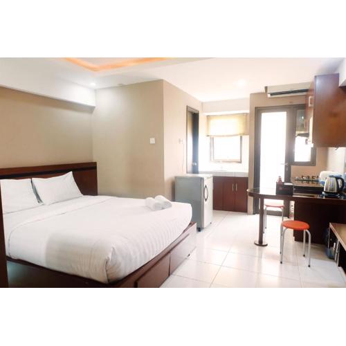 Kebagusan City Apartment Simple And Affordable Studio By Travelio