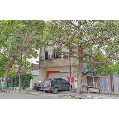 Kediri Homes Guest House