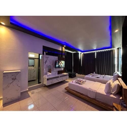 Kelingking Sunset Point Hotel & Spa