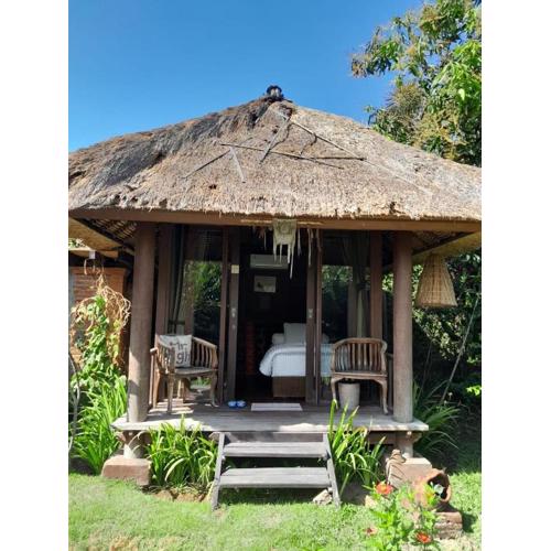 Ketewel Bed & Breakfast Yoga Room