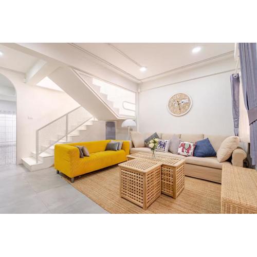 Kevin's House at Nimmanhaemin - The Premier Suite 2BDR 2Bath