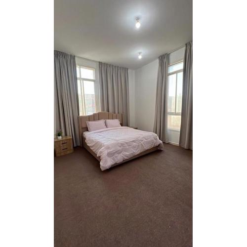 Khalifa A Home Stay Suite Room