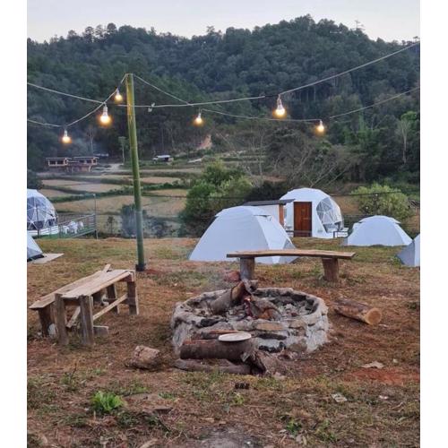 ข้างเขาแคมป์ Khangkhao Camp