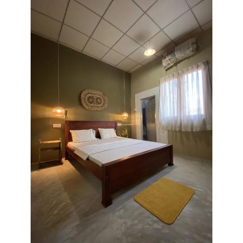 khanna guest Arugambay