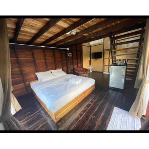 Khanom Lan Thung Resort