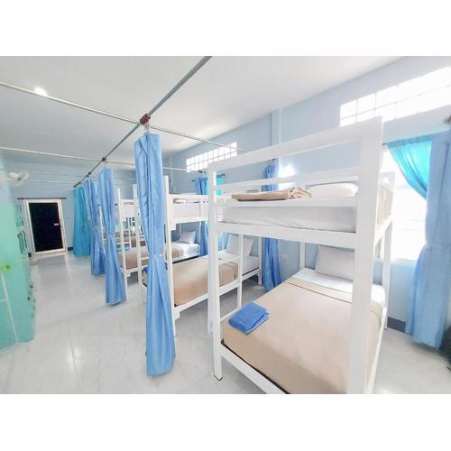 Khao Sok Backpacker Hostel