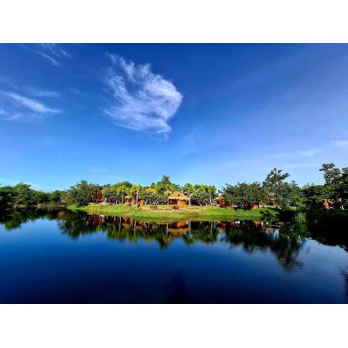 Khao Yai Lake Hill Resort