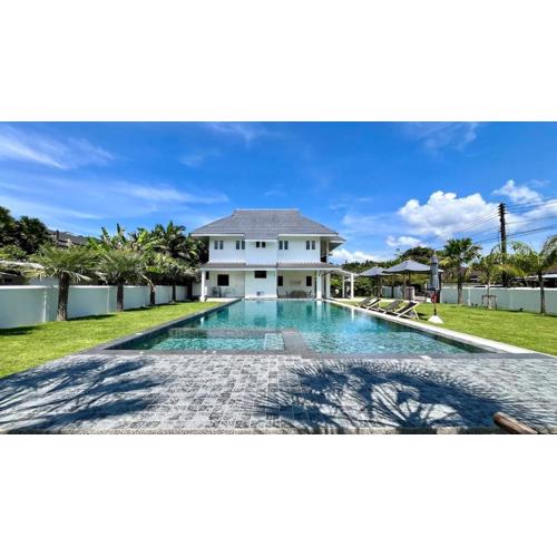 Khaolak Pool Villa with 16m Pool and 3BR