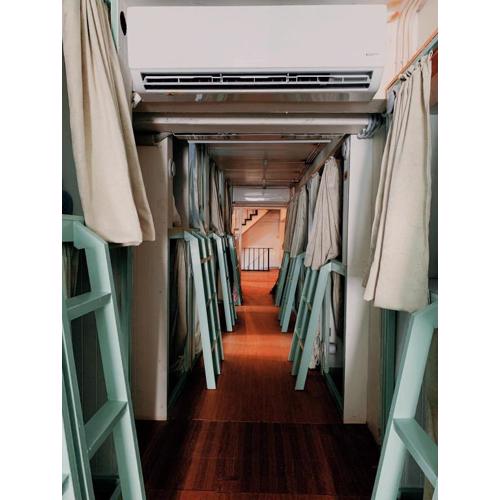 Khaosan Beds and Bath Hostel