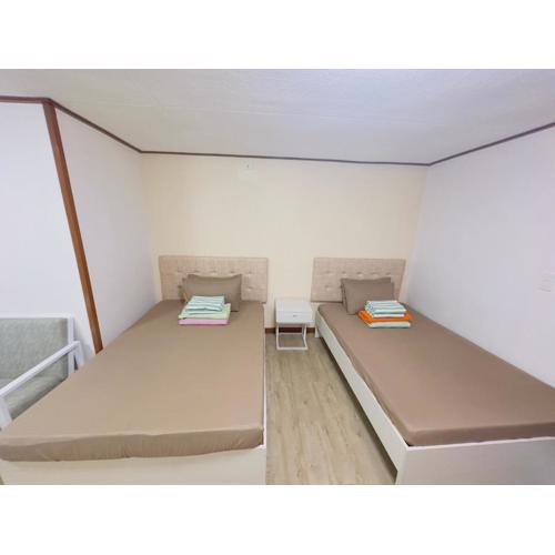 Khloedy's Condo Transient