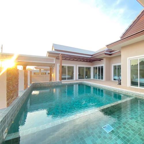 Khunnapat Pool Villa Pranburi