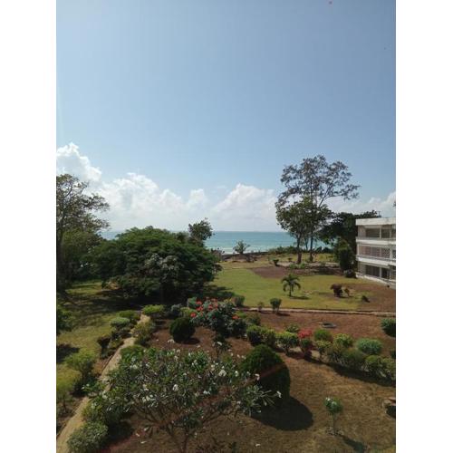 Kibaki Ocean Front Residence 18