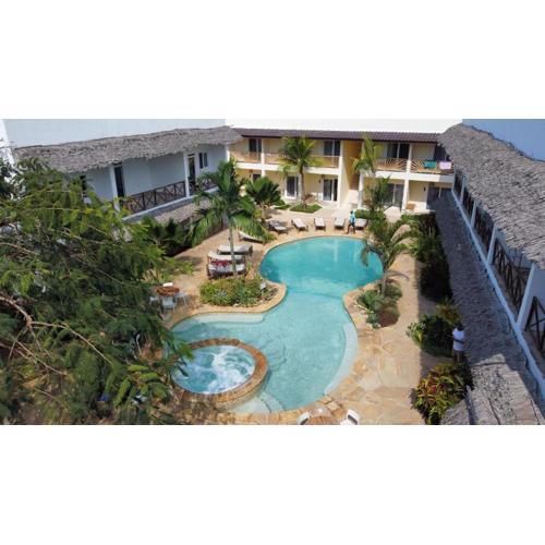 Kibanda Lodge and Beach Club