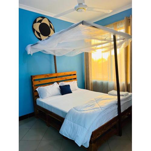 Kilimanjaro Smiley Inn