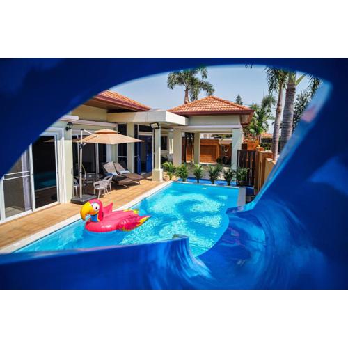 King Family Massarossa Pool Villa Pattaya VIP