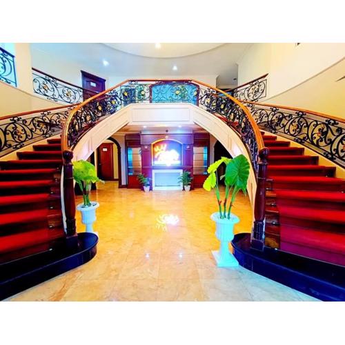 King's Mansion Resort