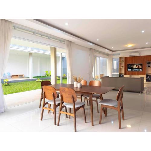 Kira House Bandung by Privee