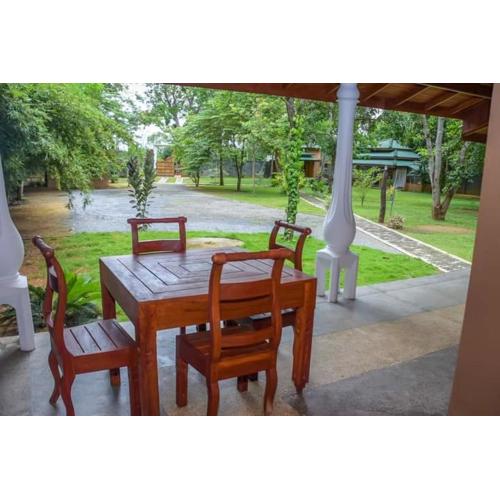 Kirindioya Village Safari Lodge