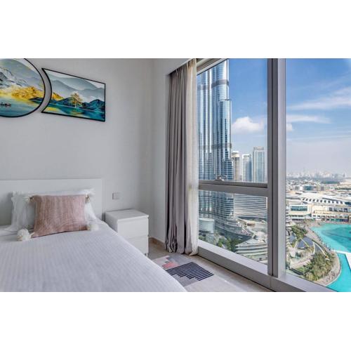 Knokey Burj Khalifa & Fountains View Luxury 2-Bedrooms Apartment
