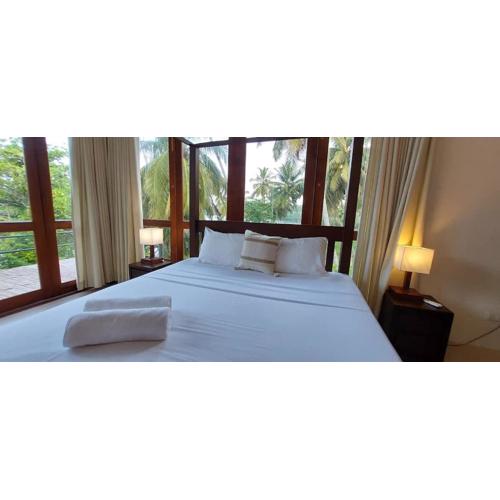 Ko Lake Triple Rooms