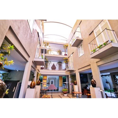 KoenoKoeni Boutique Hotel