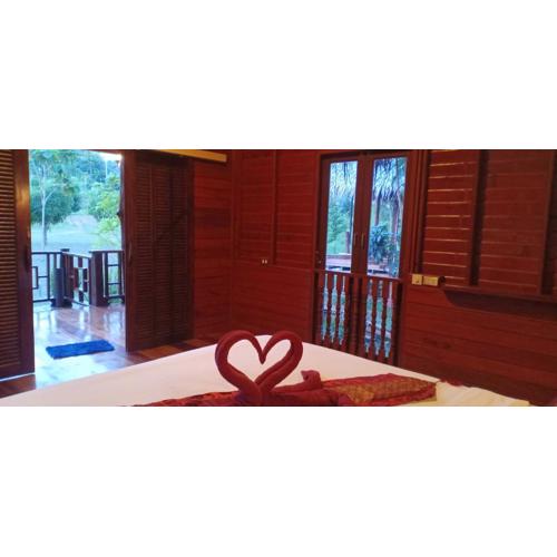 Koh Jum Freeda Resort