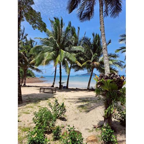 Kohchang Honeymoon Beach Resort