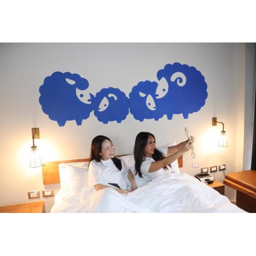 Kokotel Bangkok Surawong