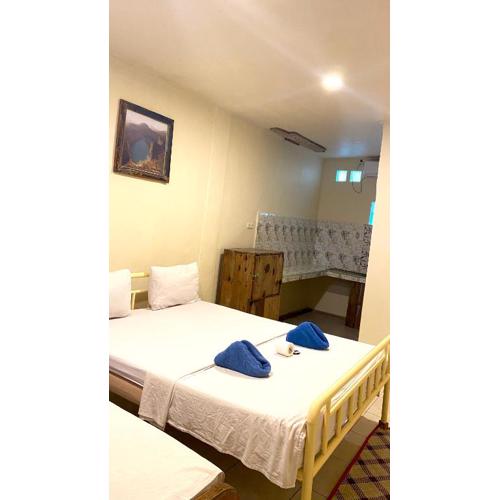 Komodo Shores Homestay