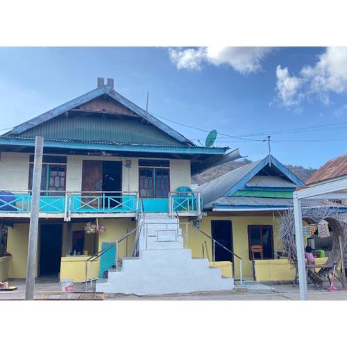 Komodo Star Homestay