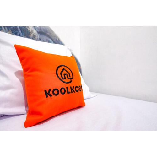 KoolKost Syariah @ Dukuh Kupang (Minimum Stay 30 Nights)