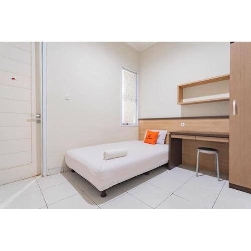 KoolKost Syariah near Alun Alun Tasikmalaya (Minimum Stay 30 Nights)