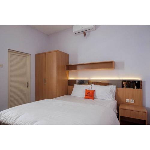 KoolKost Syariah near Taman Sriwedari Laweyan