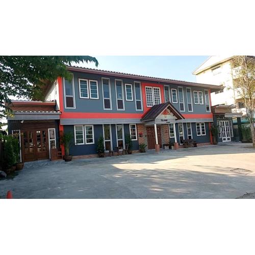 Kp. เพลส หลวงแพ่ง (Kp. Place Luang Phaeng)