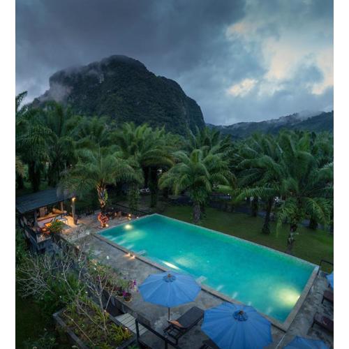 Krabi Green Hill Pool Villas