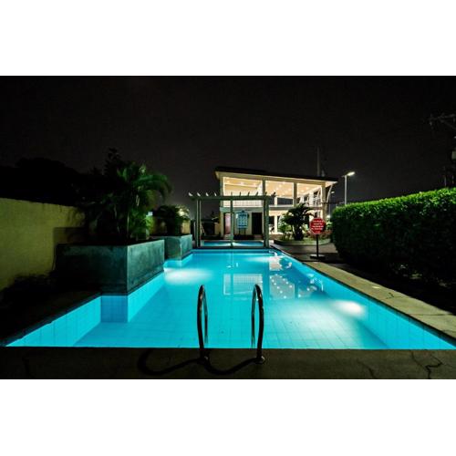 Kral Suite in Las Piñas