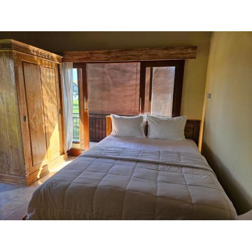 KRISNA TAPAN GUEST HOUSE