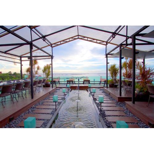 Kroque Boutique & Bistro