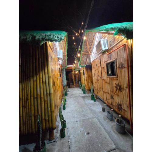 Kua's Pad Batangas Kubo