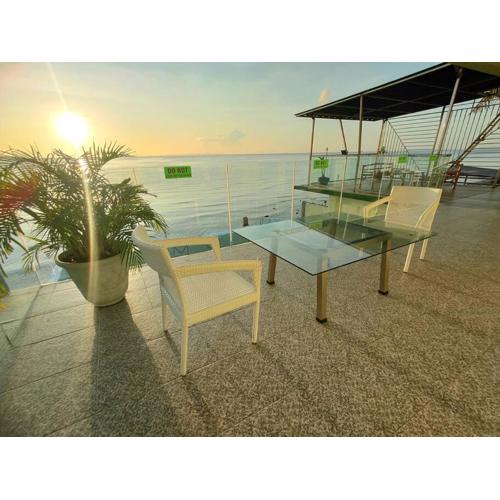 Kums Vacation Beach House in Catmon