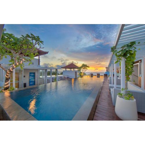 Kuta Beach Hotel