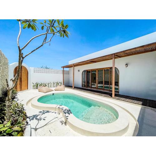 Kuta Mansion 1 - Best Deal in town, 2bedroom, Full AC, Kuta, Lombok